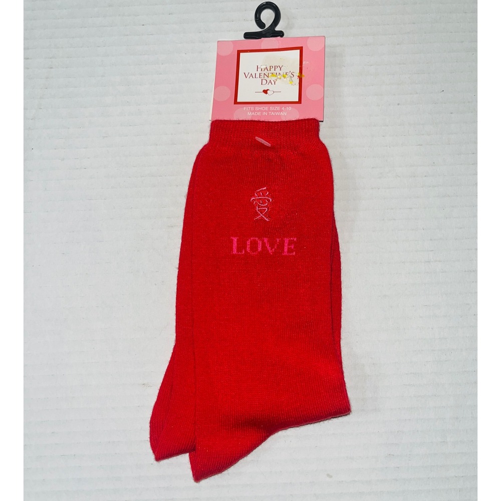 Kohl's Happy Valentine's Day Red Love Kanji Crew Socks Size 9-11 Shoe 4-10 52573